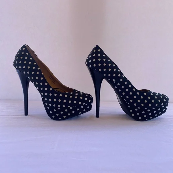 🛍️🛍️🛍️ Forever21 Black with White polka dots High Heels, sz 7.5, Used - Picture 4 of 16